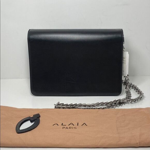 Alaia Handbags - Alaia Herringbone chain crossbody bag clutch